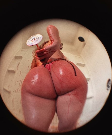 Nacktes geleaktes OnlyFans-Foto von Lauren Brooks