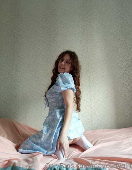 Nacktes geleaktes OnlyFans-Foto von Maycurlygirl
