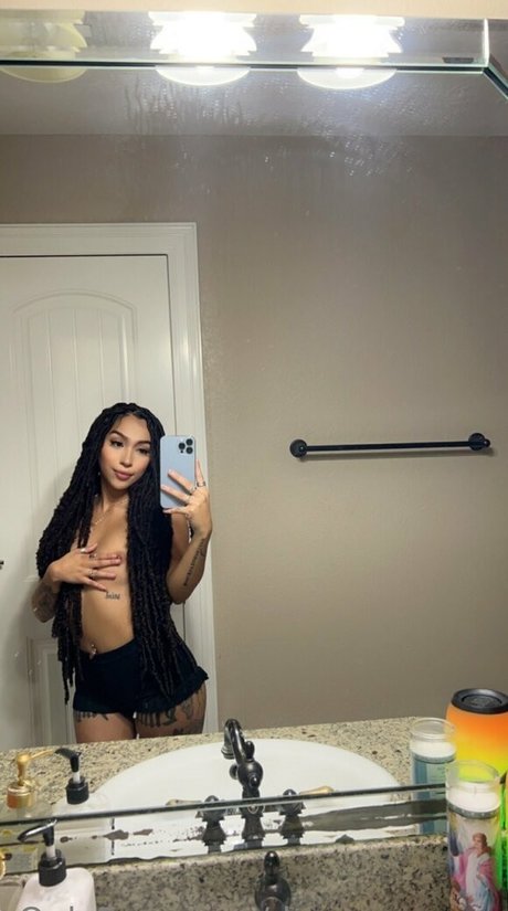 Nacktes geleaktes OnlyFans-Foto von Deepressuree