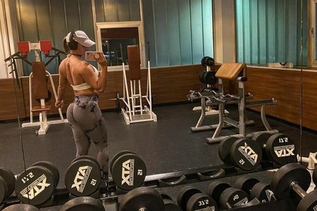 Nacktes geleaktes OnlyFans-Foto von Sarah Slavo