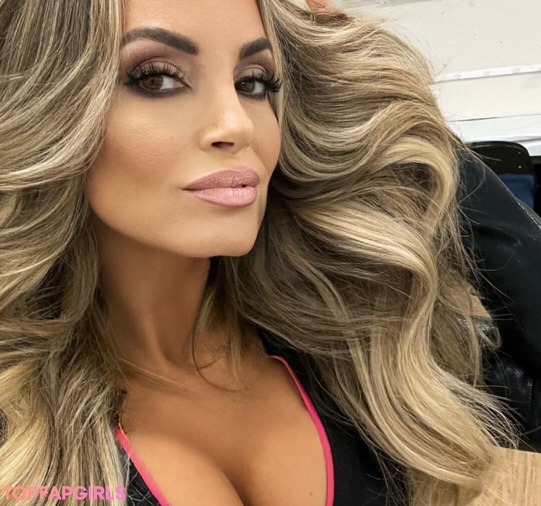 Nacktes geleaktes OnlyFans-Foto von Trish Stratus #1055