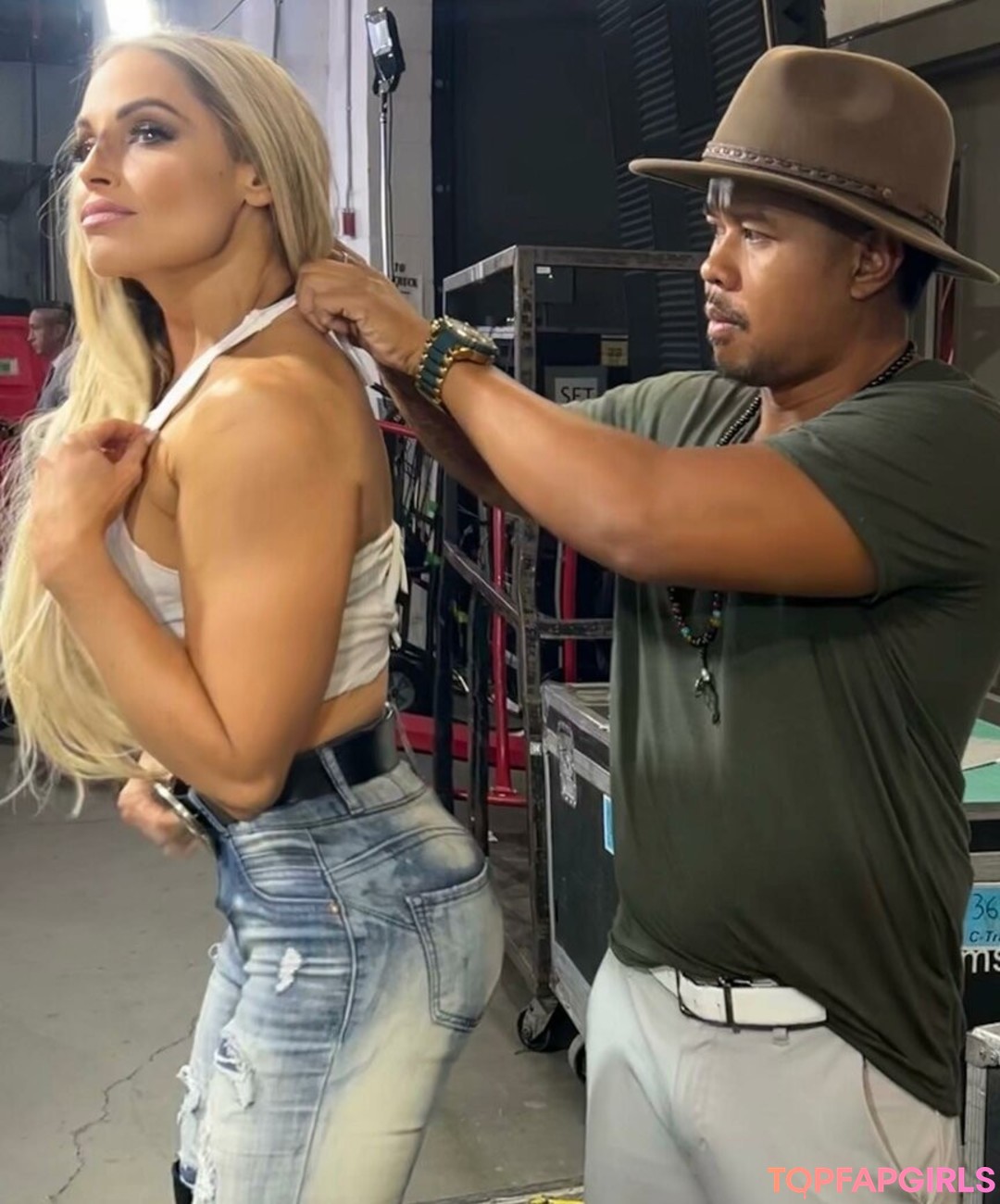 Nacktes geleaktes OnlyFans-Foto von Trish Stratus #1141