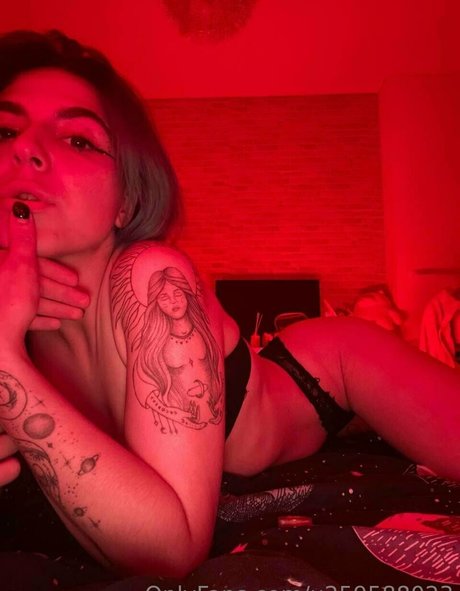 Nacktes geleaktes OnlyFans-Foto von Jinxxxxxxxxxxxxxx
