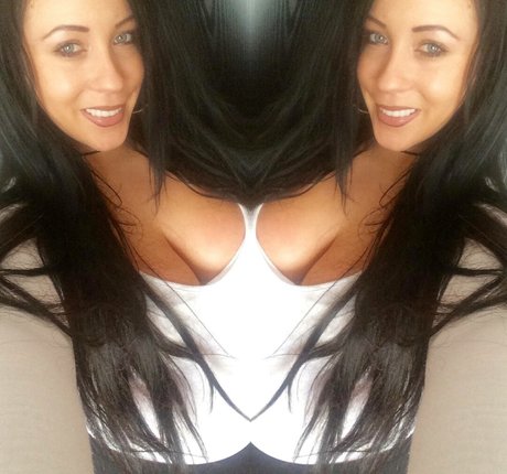 Nacktes geleaktes OnlyFans-Foto von Kelly Louise Sheridan