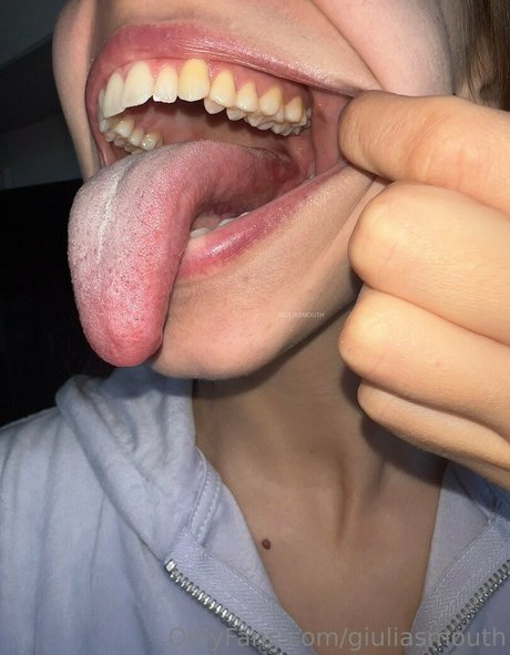 Nacktes geleaktes OnlyFans-Foto von Giuliasmouth