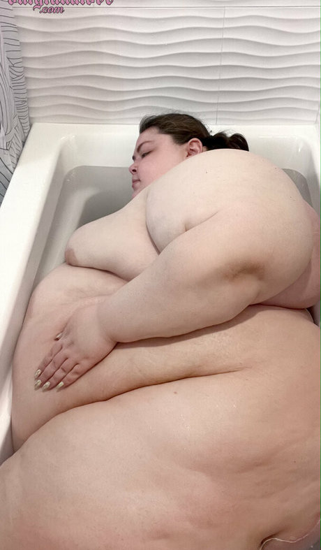 Nacktes geleaktes OnlyFans-Foto von Ssbbwlunalove