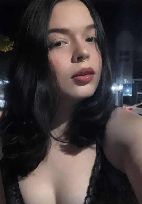Nacktes geleaktes OnlyFans-Foto von Miaumiauloira