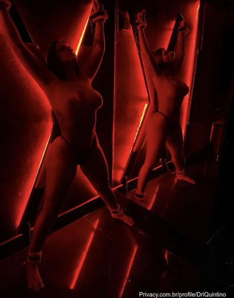 Nacktes geleaktes OnlyFans-Foto von Adriana Quintino