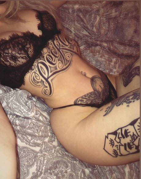 Nacktes geleaktes OnlyFans-Foto von Kaz400