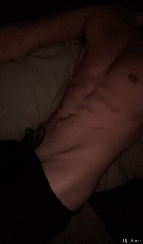 Nacktes geleaktes OnlyFans-Foto von Djlitness