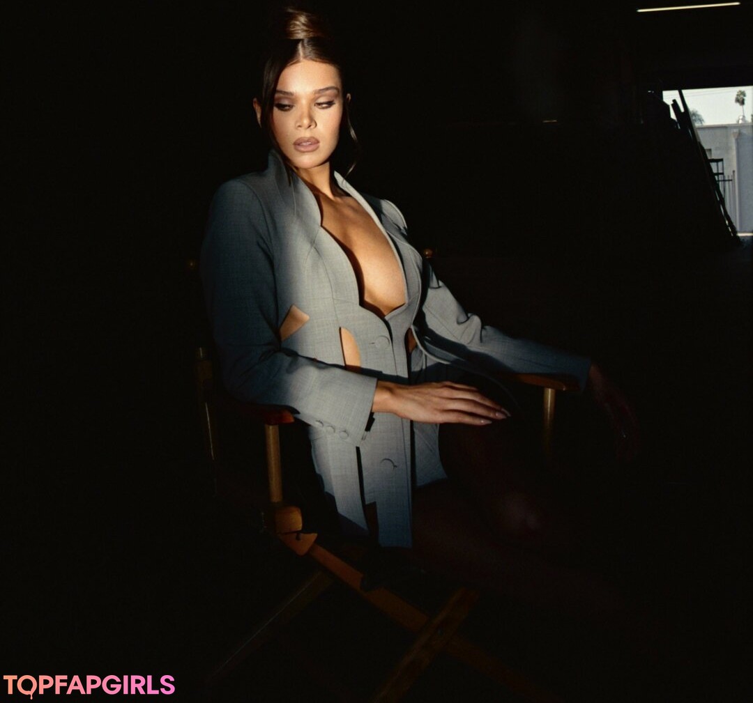 Nacktes geleaktes OnlyFans-Foto von Hailee Steinfeld #1162