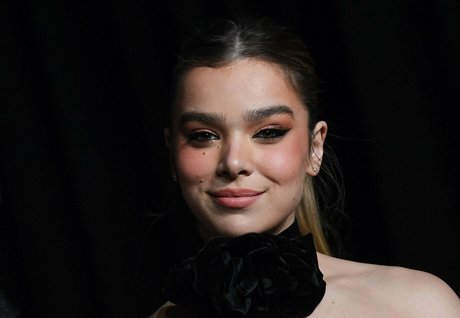 Hailee Steinfeld