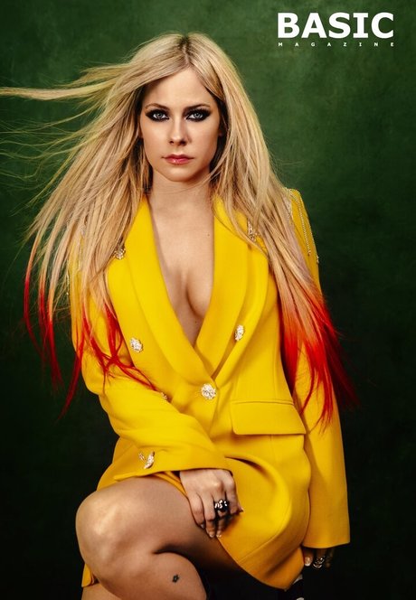 Nacktes geleaktes OnlyFans-Foto von Avril Lavigne