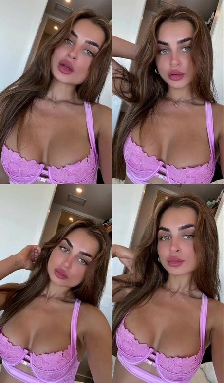 Nacktes geleaktes OnlyFans-Foto von Rhiannon Kyra