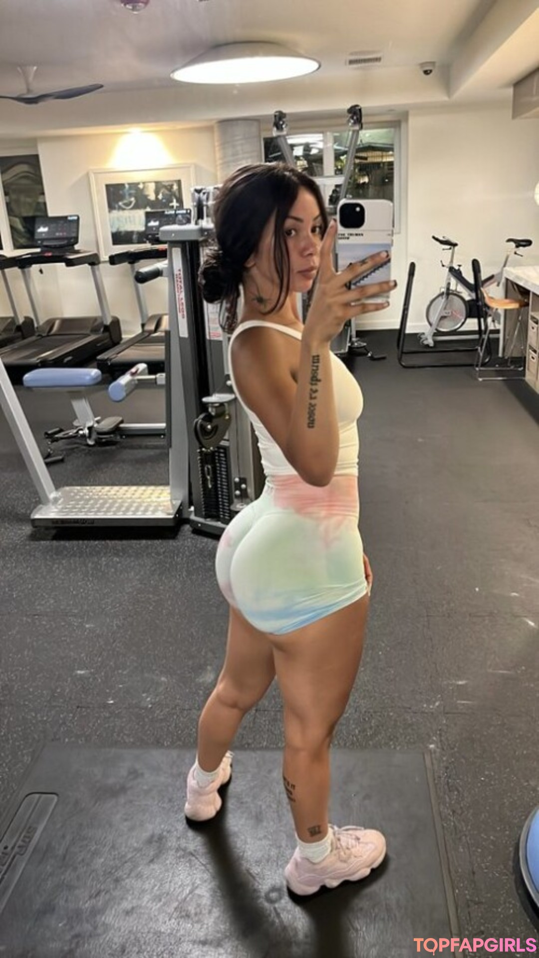 Nacktes geleaktes OnlyFans-Foto von Brittany Renner #1211