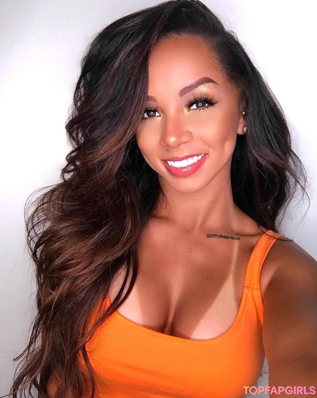 Nacktes geleaktes OnlyFans-Foto von Brittany Renner #1215