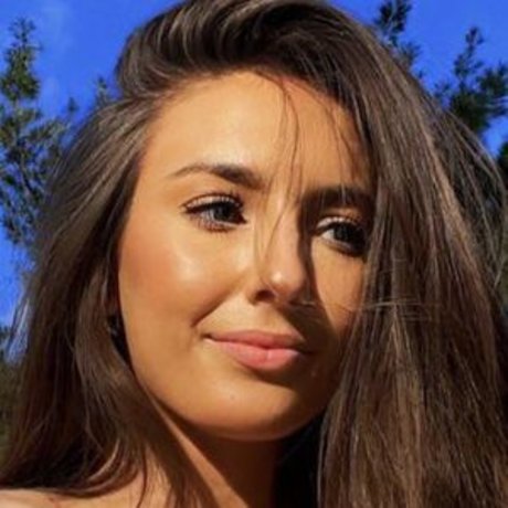 Nacktes geleaktes OnlyFans-Foto von Taylor Alesia