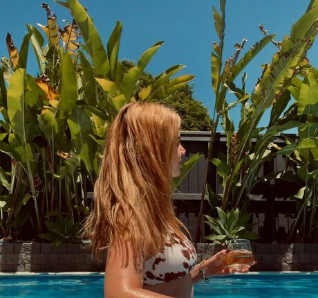 Ema Jane White / emajanee / emajane.white