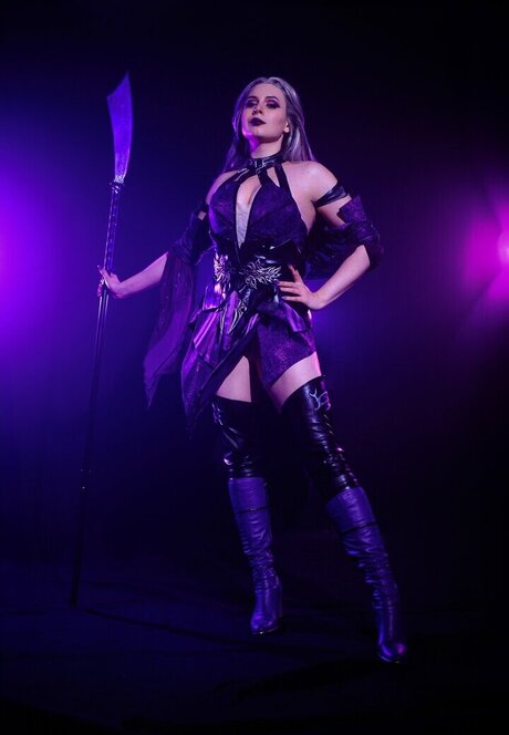 Mortal Kombat Erotic Cosplay