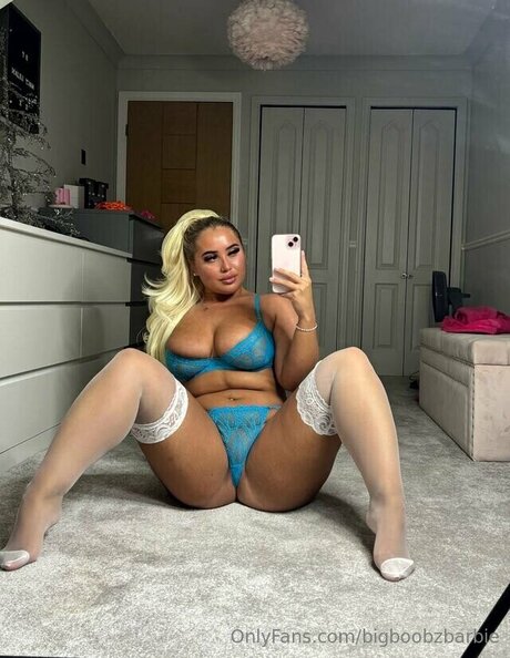 Bigboobzbarbie