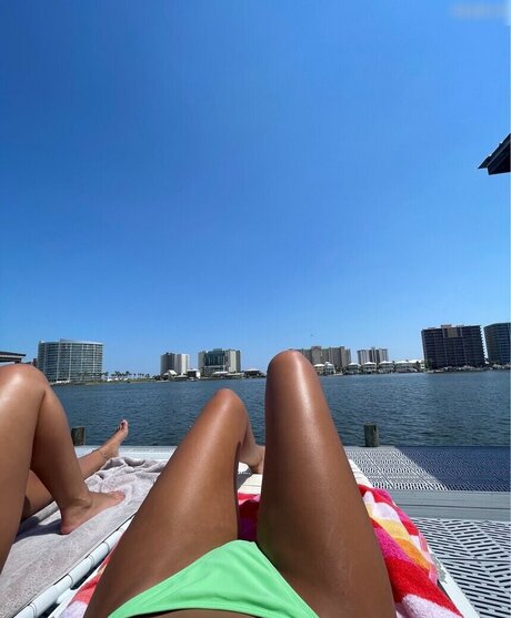 Madeline Hope / hadelinemope