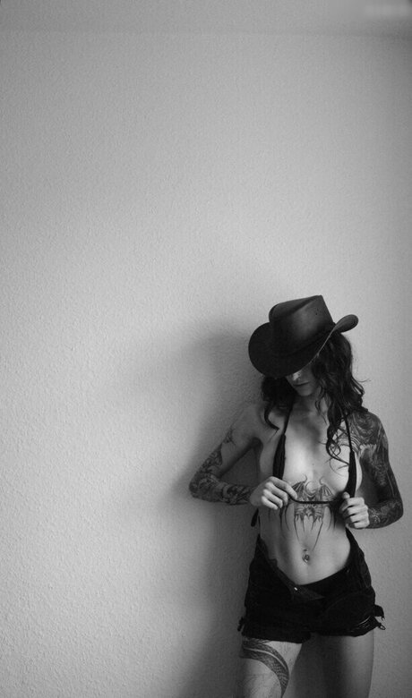 Anny.Ink / _anny.ink_