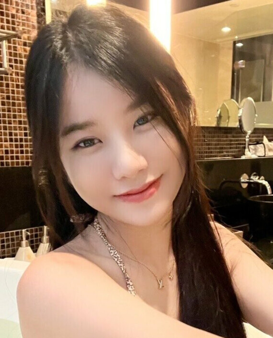 Nacktes geleaktes OnlyFans-Foto von Babymangpor #1149