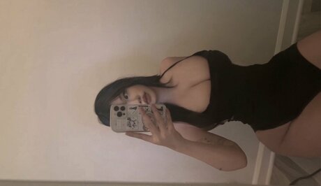 Nacktes geleaktes OnlyFans-Foto von Miitofu