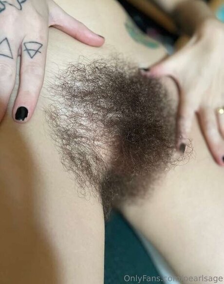 Pearl Sage - Hairy Queen