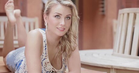 Anna-Carina Woitschack