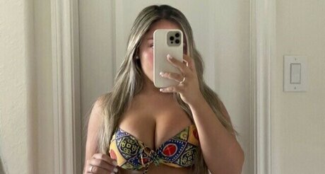 Nacktes geleaktes OnlyFans-Foto von Nikitarojo