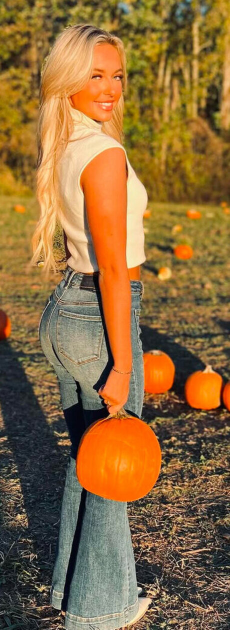 Nacktes geleaktes OnlyFans-Foto von Kamryn Dockery