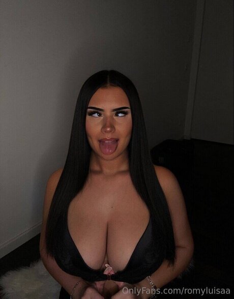 Nacktes geleaktes OnlyFans-Foto von Romy Luisa