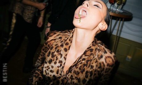 Anastasia_domination