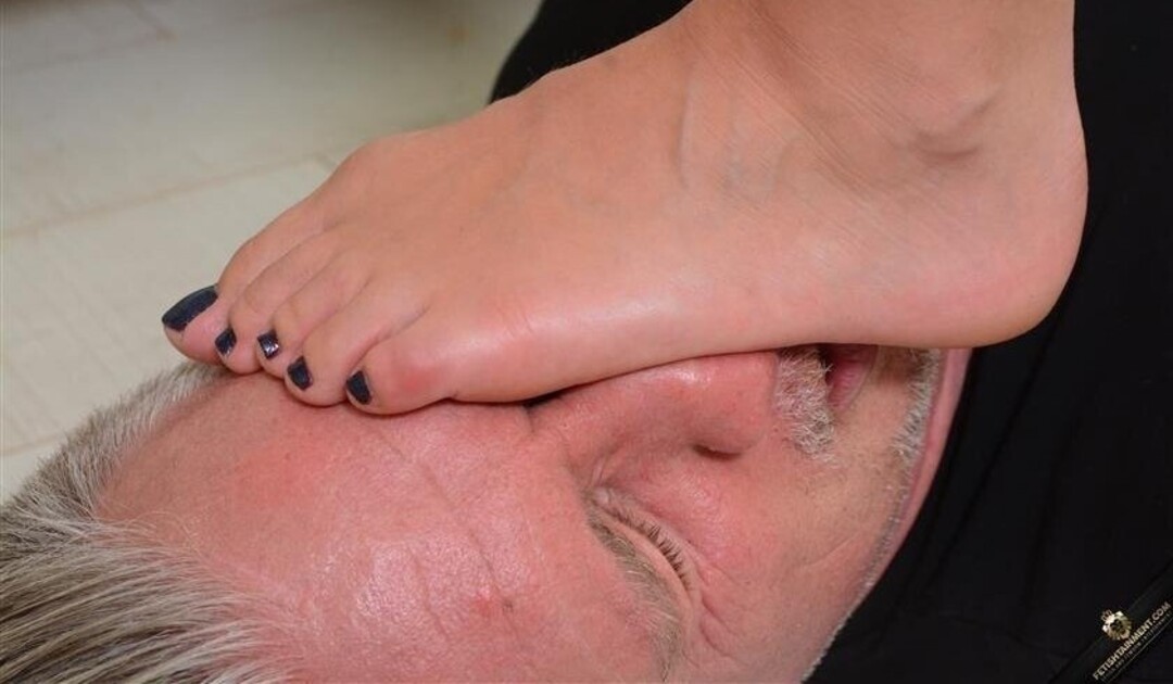 Nacktes geleaktes OnlyFans-Foto von Footlovegirls #1997