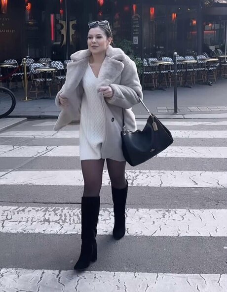 Celebrity Guilty Pleasures & Underrated Women