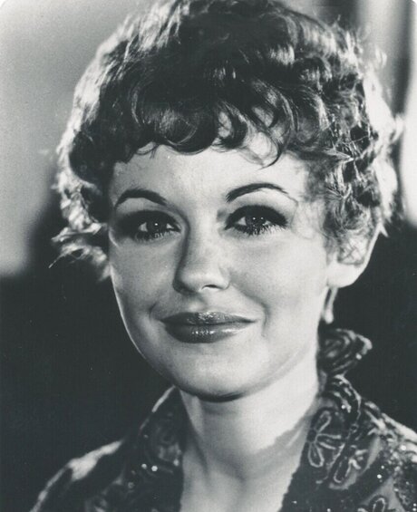 Celebrity Guilty Pleasures & Underrated Women