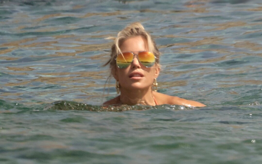 Nacktes geleaktes OnlyFans-Foto von Sylvie Meis #1045