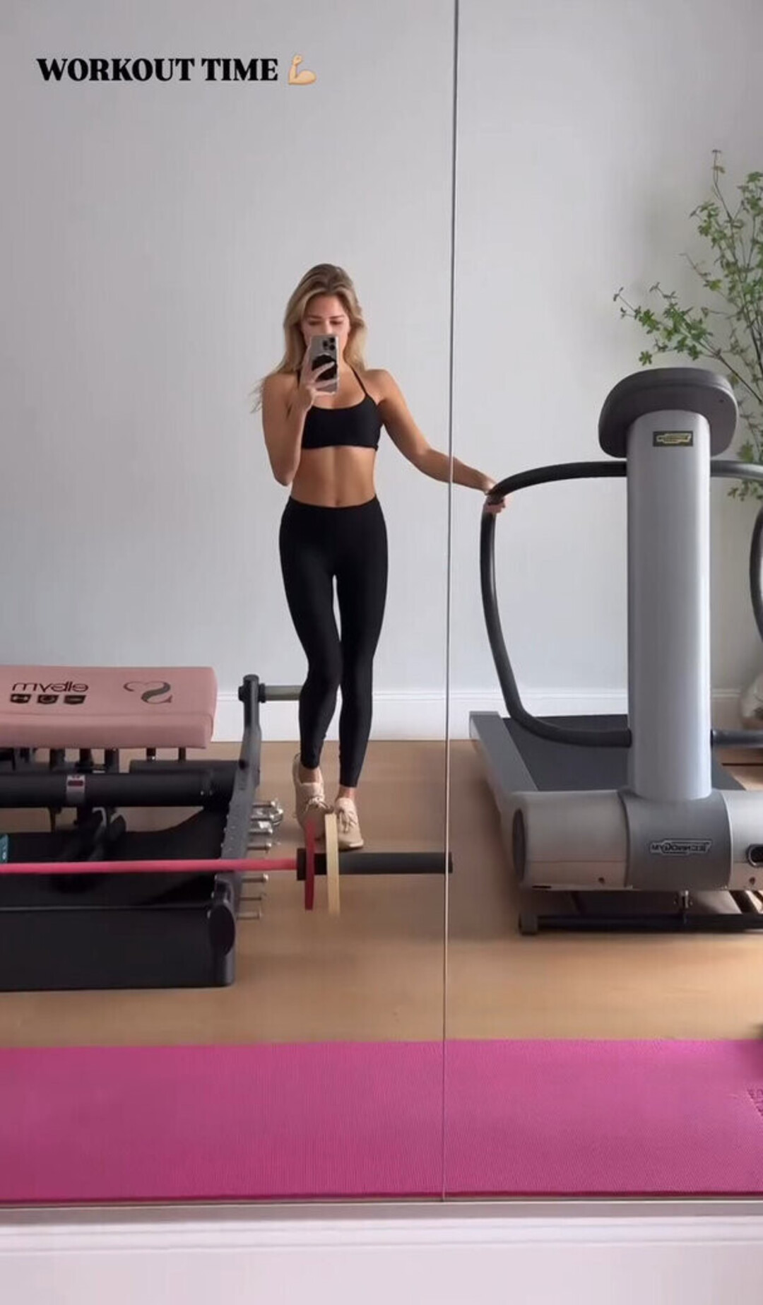 Nacktes geleaktes OnlyFans-Foto von Sylvie Meis #1898