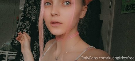 Nacktes geleaktes OnlyFans-Foto von Kushgirlxxfree