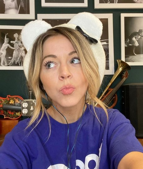 Lindsey Stirling