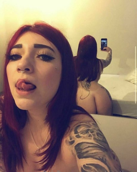 Nacktes geleaktes OnlyFans-Foto von Spookycutieee