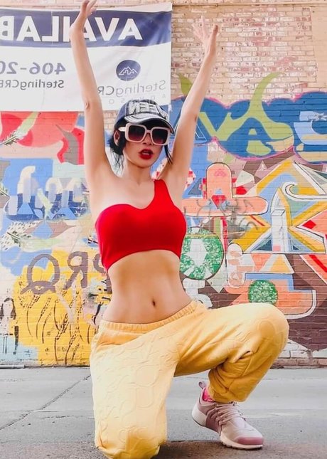 Nacktes geleaktes OnlyFans-Foto von Bai Ling