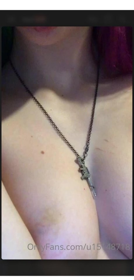 Nacktes geleaktes OnlyFans-Foto von Radianttoilet