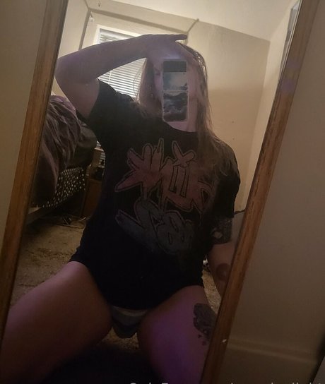 Nacktes geleaktes OnlyFans-Foto von Noradaylight