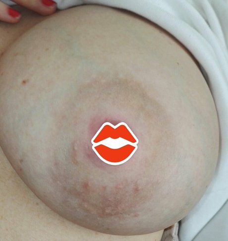 Nacktes geleaktes OnlyFans-Foto von Stepmomsamanthafree