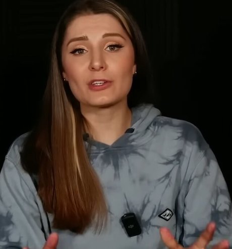 Nacktes geleaktes OnlyFans-Foto von Lauren Southern