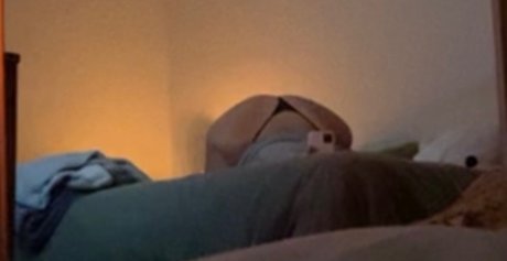 Nacktes geleaktes OnlyFans-Foto von Lex