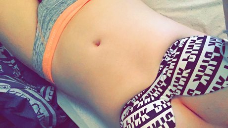 Nacktes geleaktes OnlyFans-Foto von L 