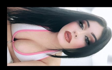 Nacktes geleaktes OnlyFans-Foto von Liza